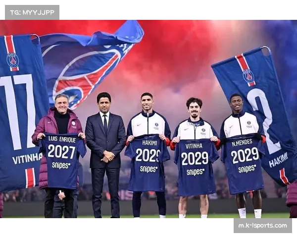 阿什拉夫闪耀全场，恩里克妙手调度引领比赛新转折